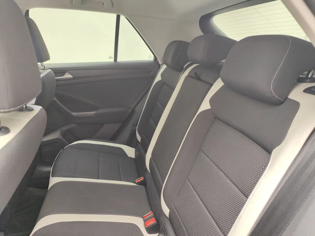 Volkswagen T-Roc usata a Como (13)