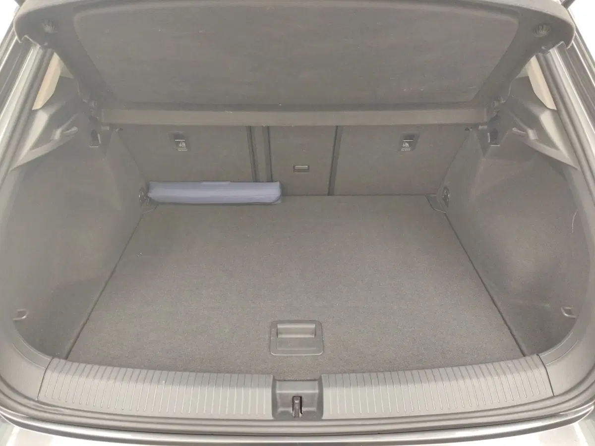 Volkswagen T-Roc usata a Como (17)