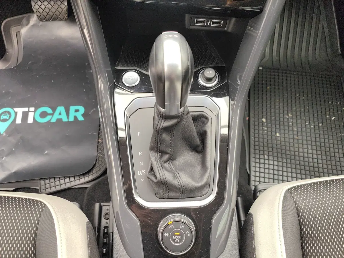 Volkswagen T-Roc usata a Como (18)