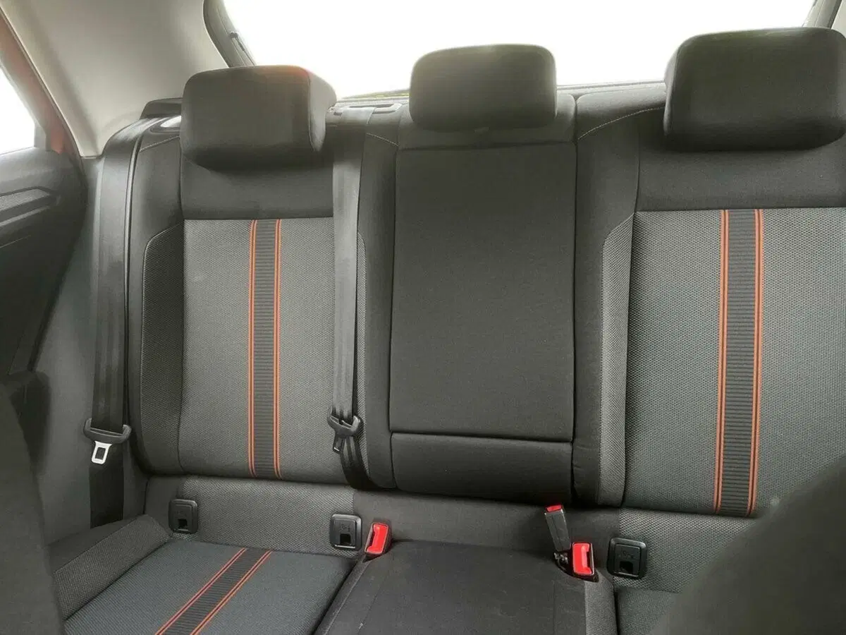 Volkswagen T-Roc usata a Lecco (10)