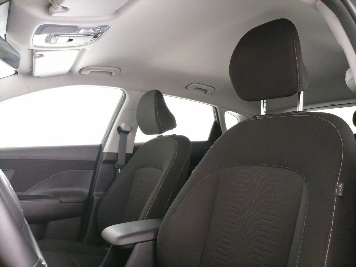 Hyundai Kona usata a Roma (12)