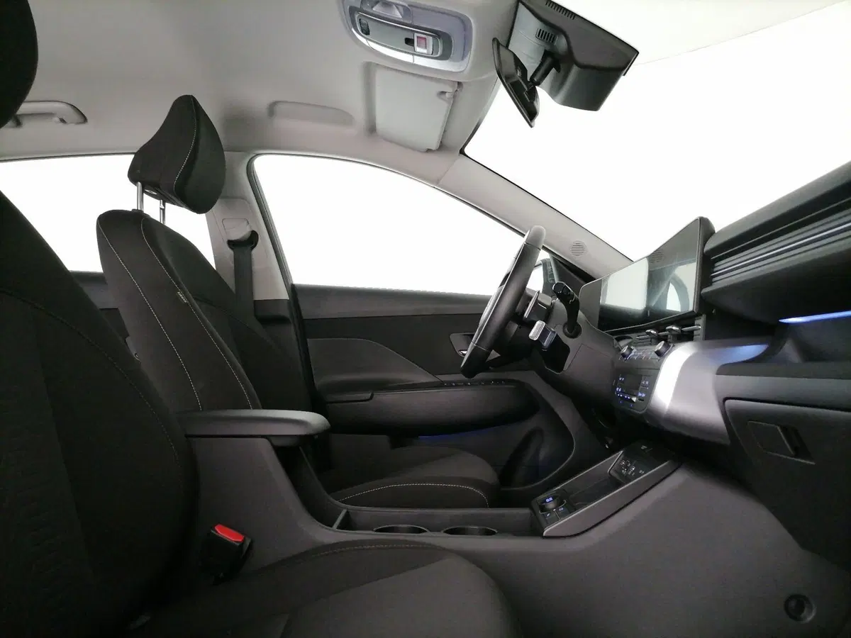 Hyundai Kona usata a Roma (6)