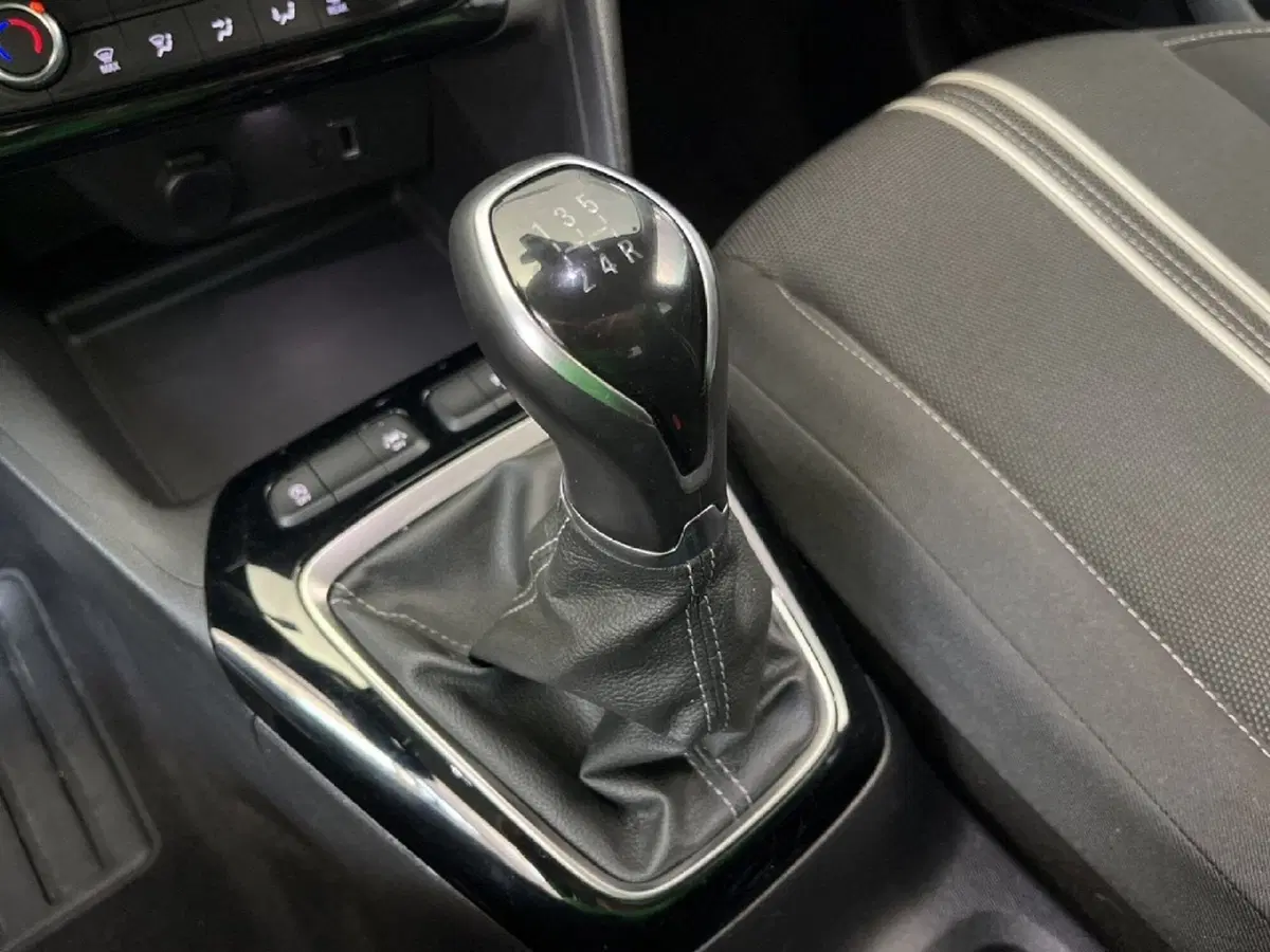 Opel Corsa usata a Torino (14)