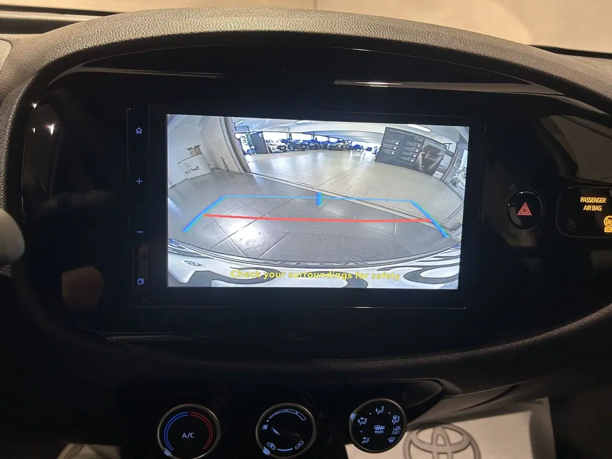 Toyota Aygo X usata a Milano (12)