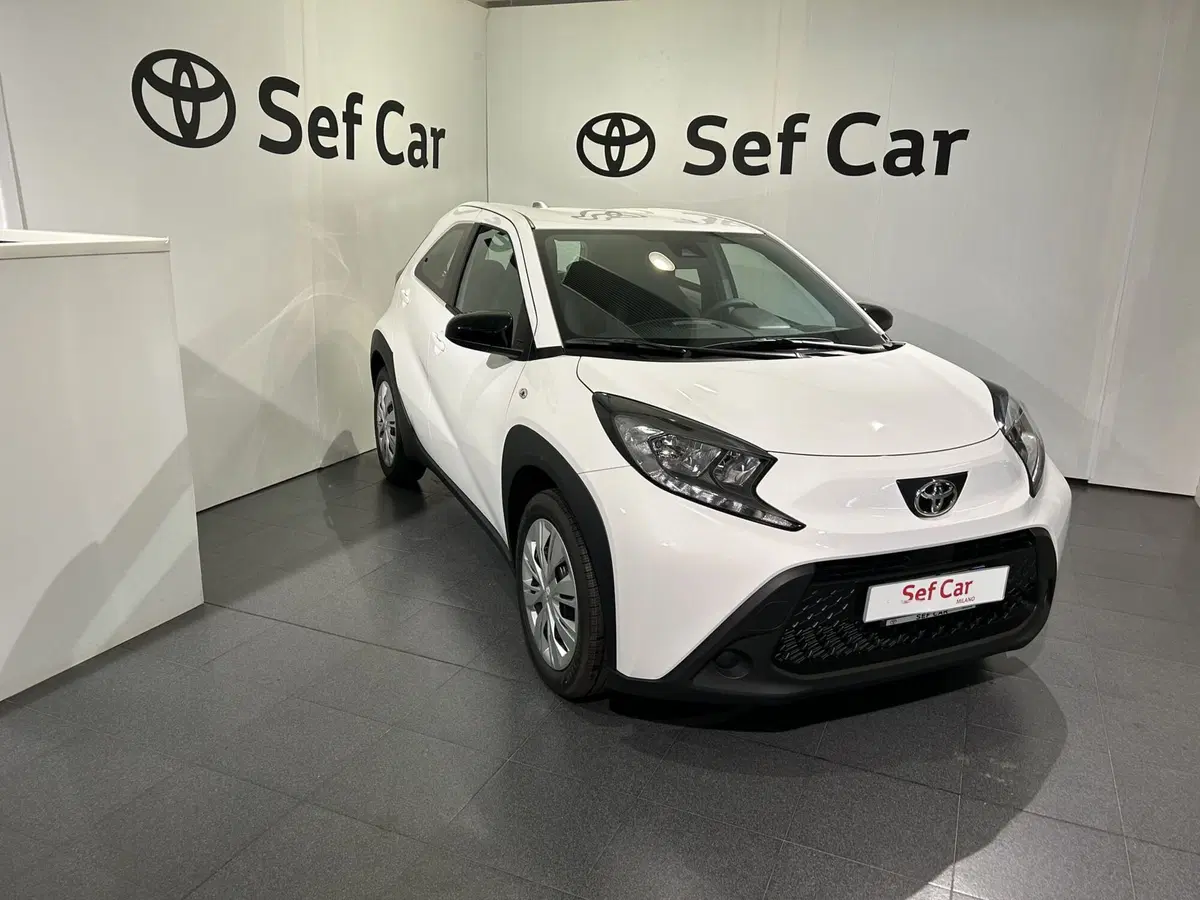 Toyota Aygo X usata a Milano (3)