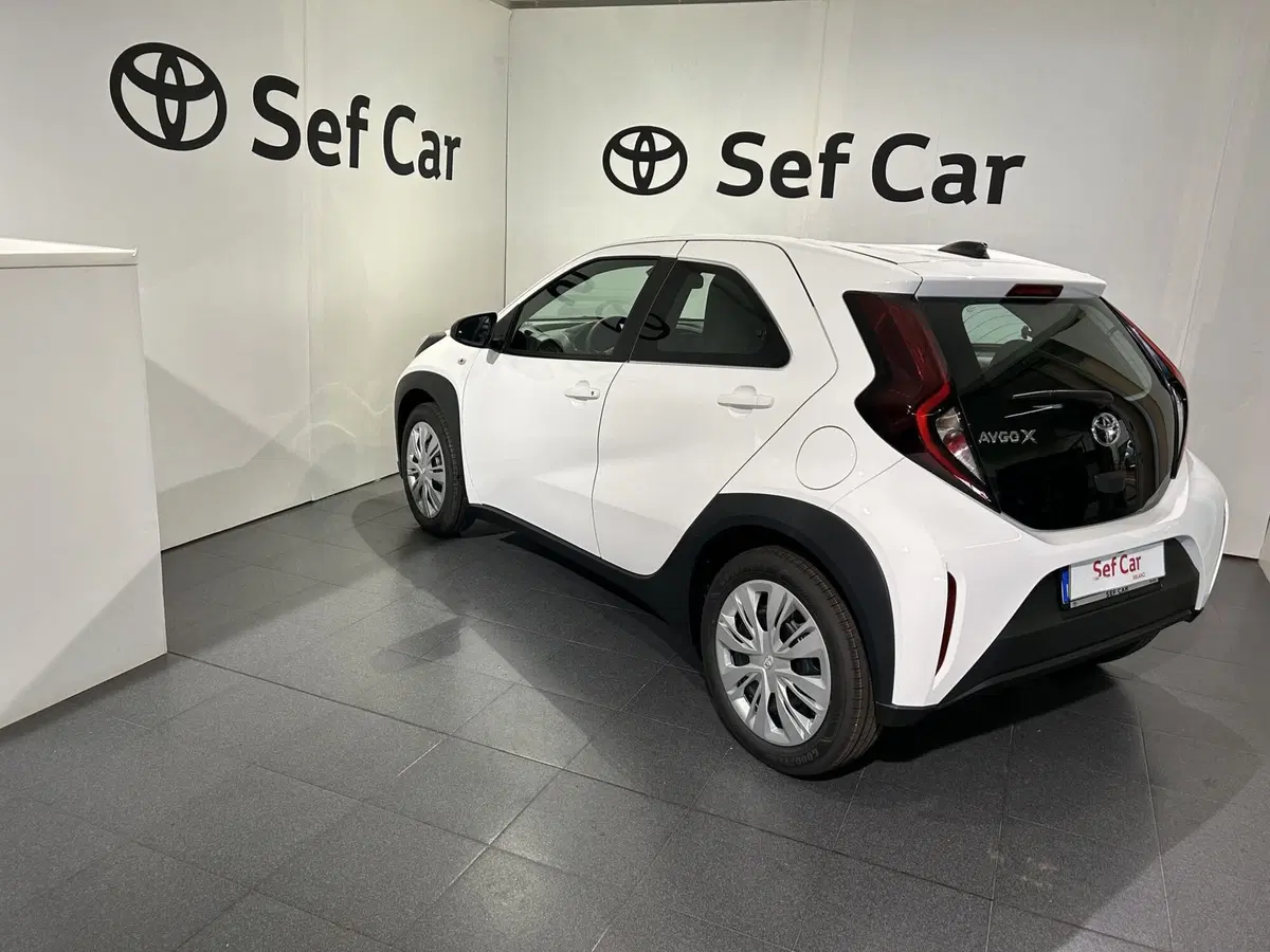 Toyota Aygo X usata a Milano (5)