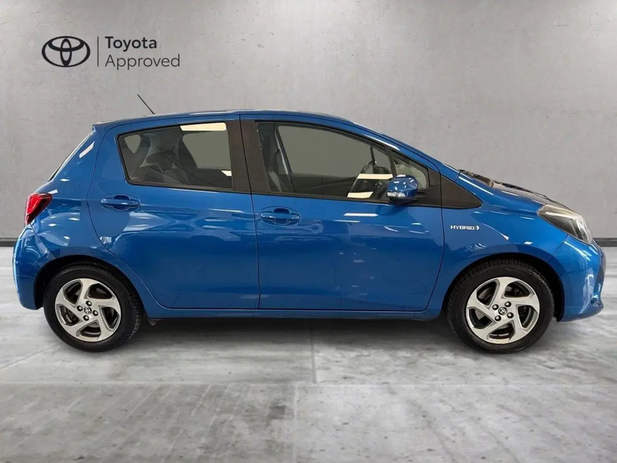 Toyota Yaris usata a Prato (5)