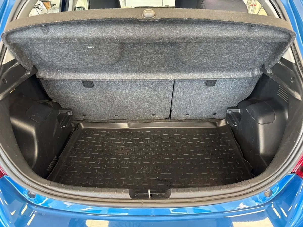 Toyota Yaris usata a Prato (9)