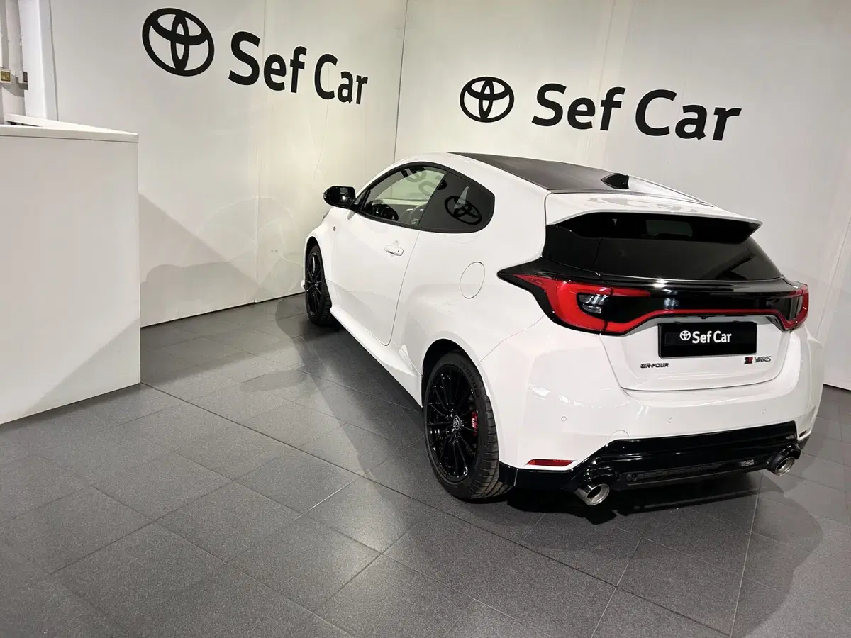 Toyota GR Yaris usata a Milano (4)