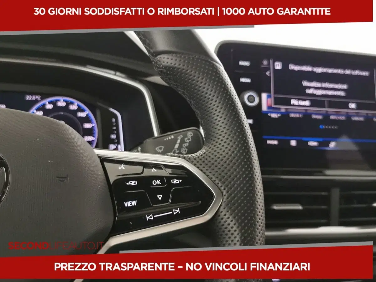 Volkswagen T-Roc usata a Chieti (8)