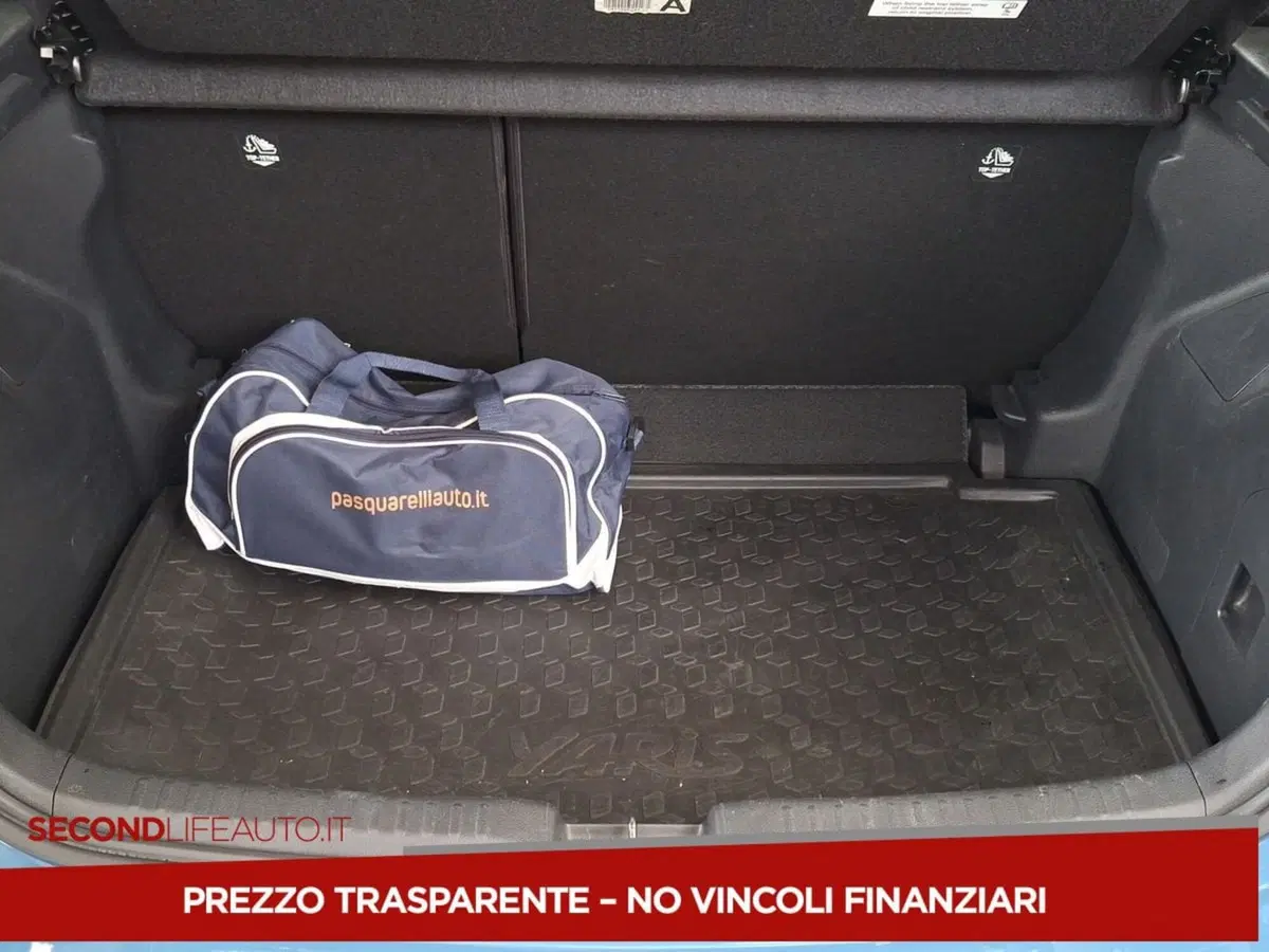 Toyota Yaris usata a Roma (16)