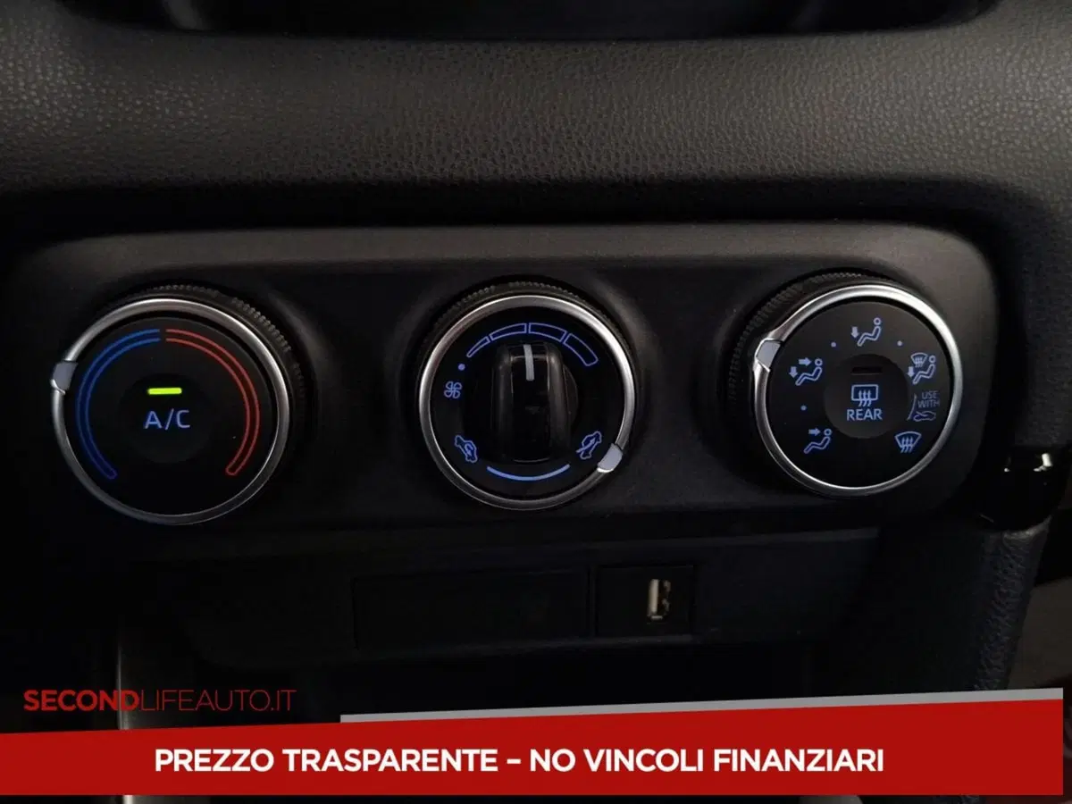 Toyota Yaris usata a Roma (17)