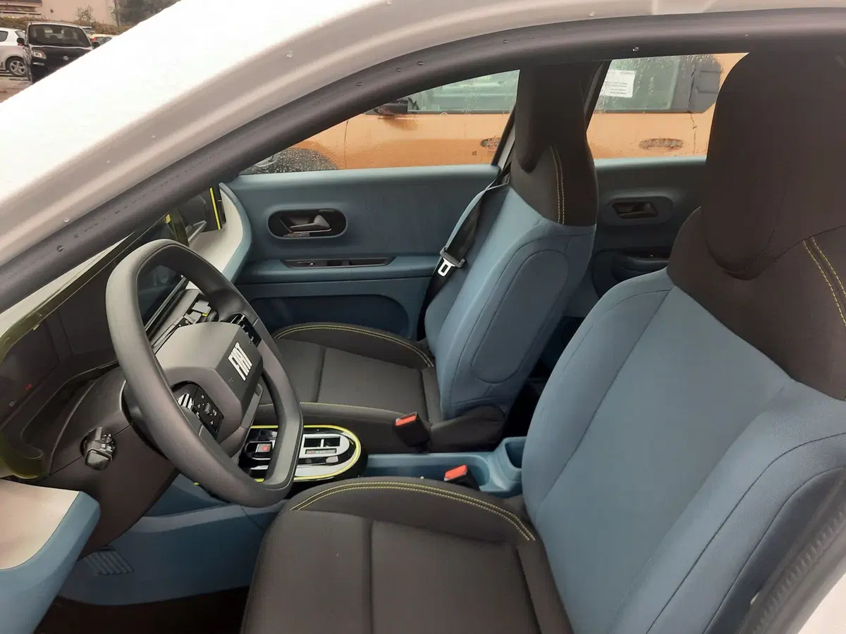 Fiat Grande Panda nuova a La Spezia (13)