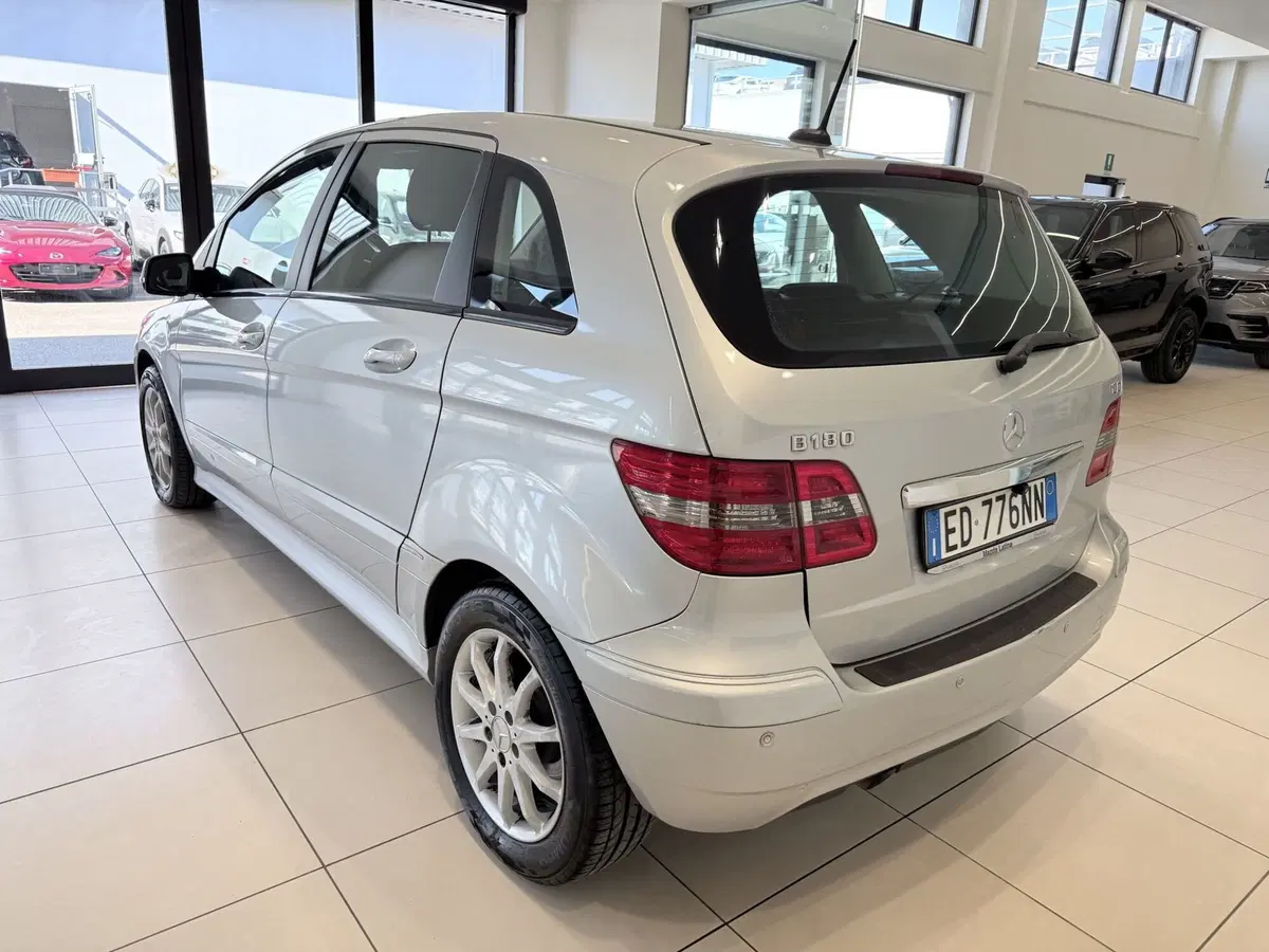 Mercedes-Benz Classe B usata a Latina (2)