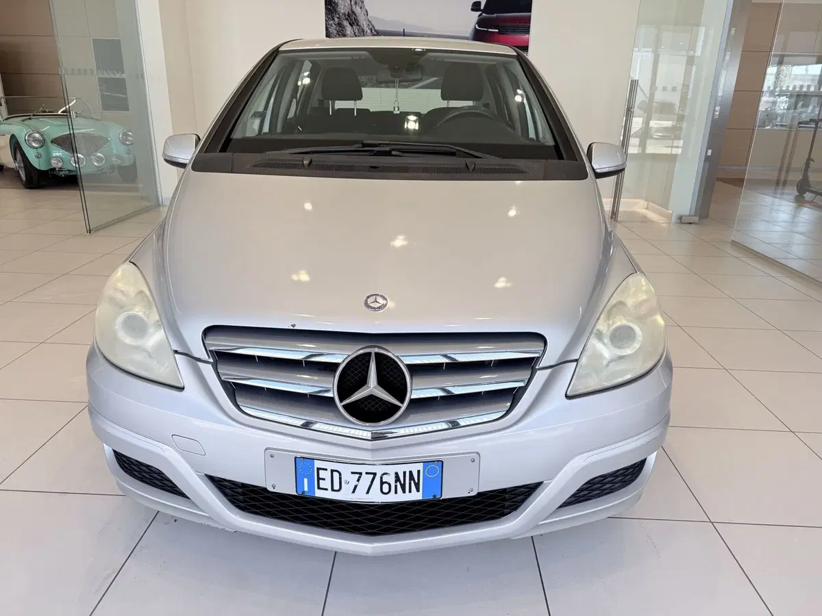 Mercedes-Benz Classe B usata a Latina (5)