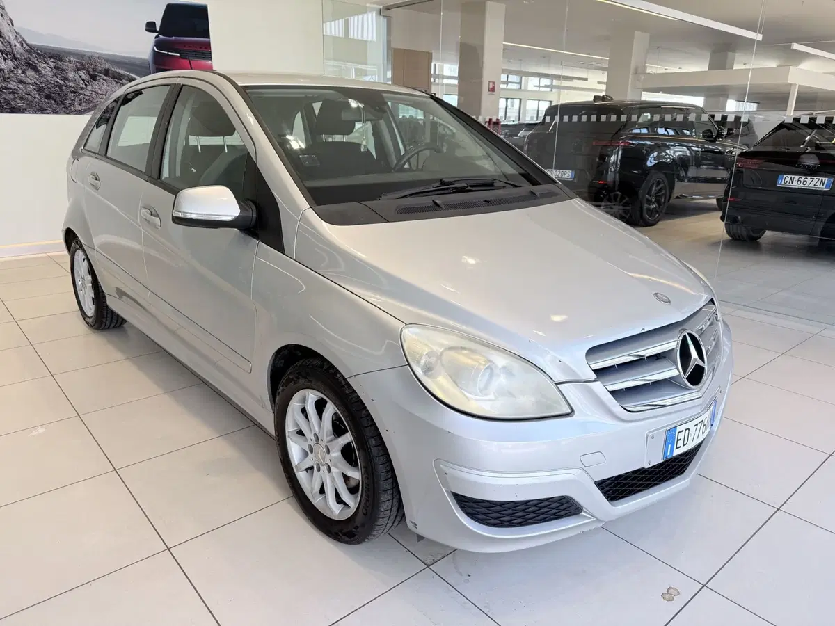 Mercedes-Benz Classe B usata a Latina (7)