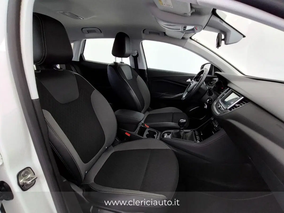 Opel Grandland X usata a Como (3)