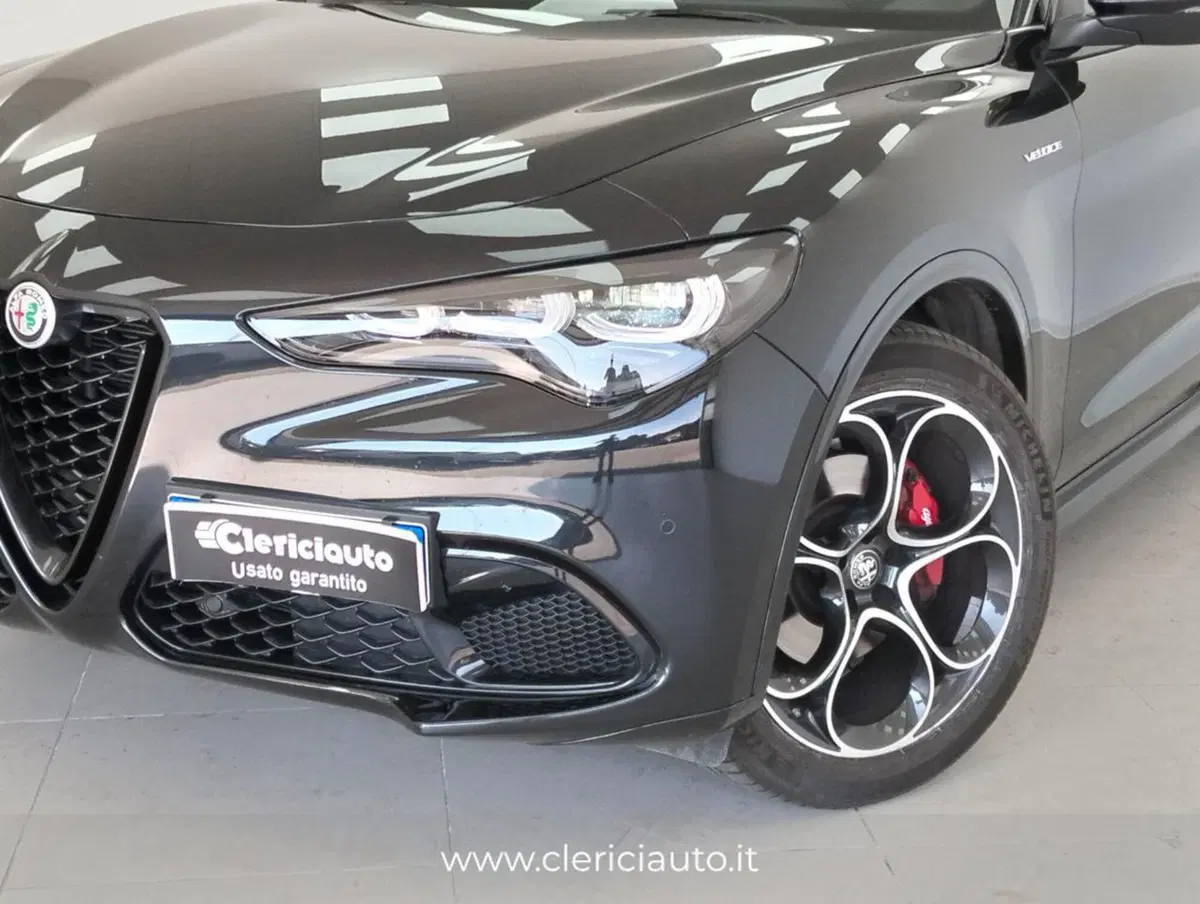 Alfa Romeo Stelvio usata a Como (10)