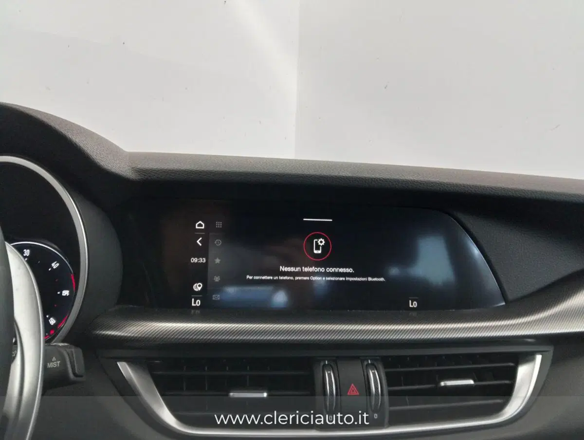 Alfa Romeo Stelvio usata a Como (18)