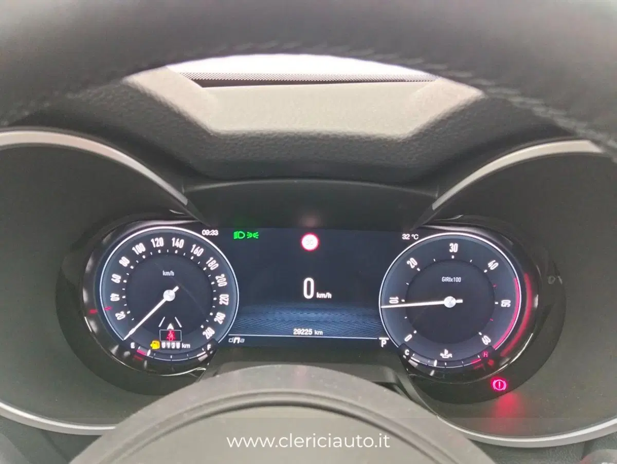 Alfa Romeo Stelvio usata a Como (20)