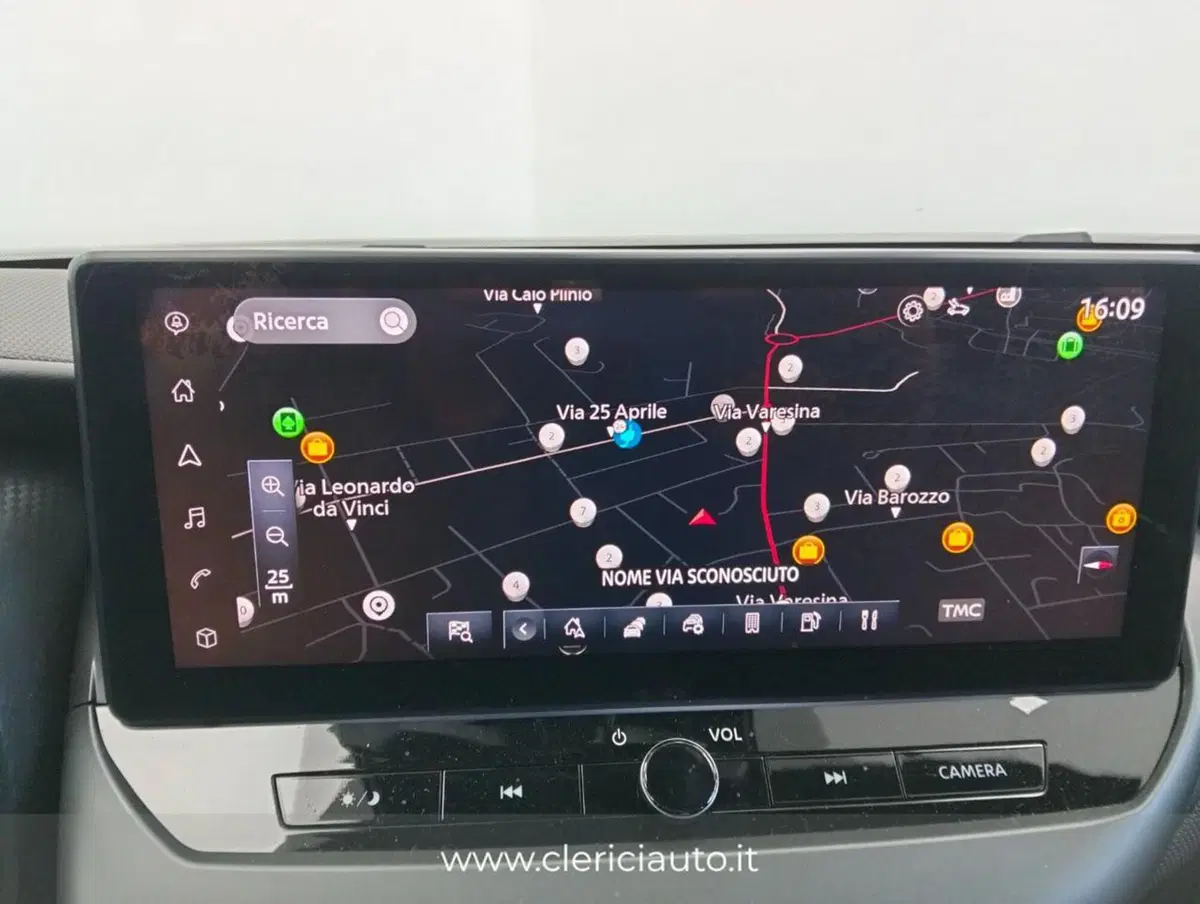 Nissan Juke usata a Como (9)