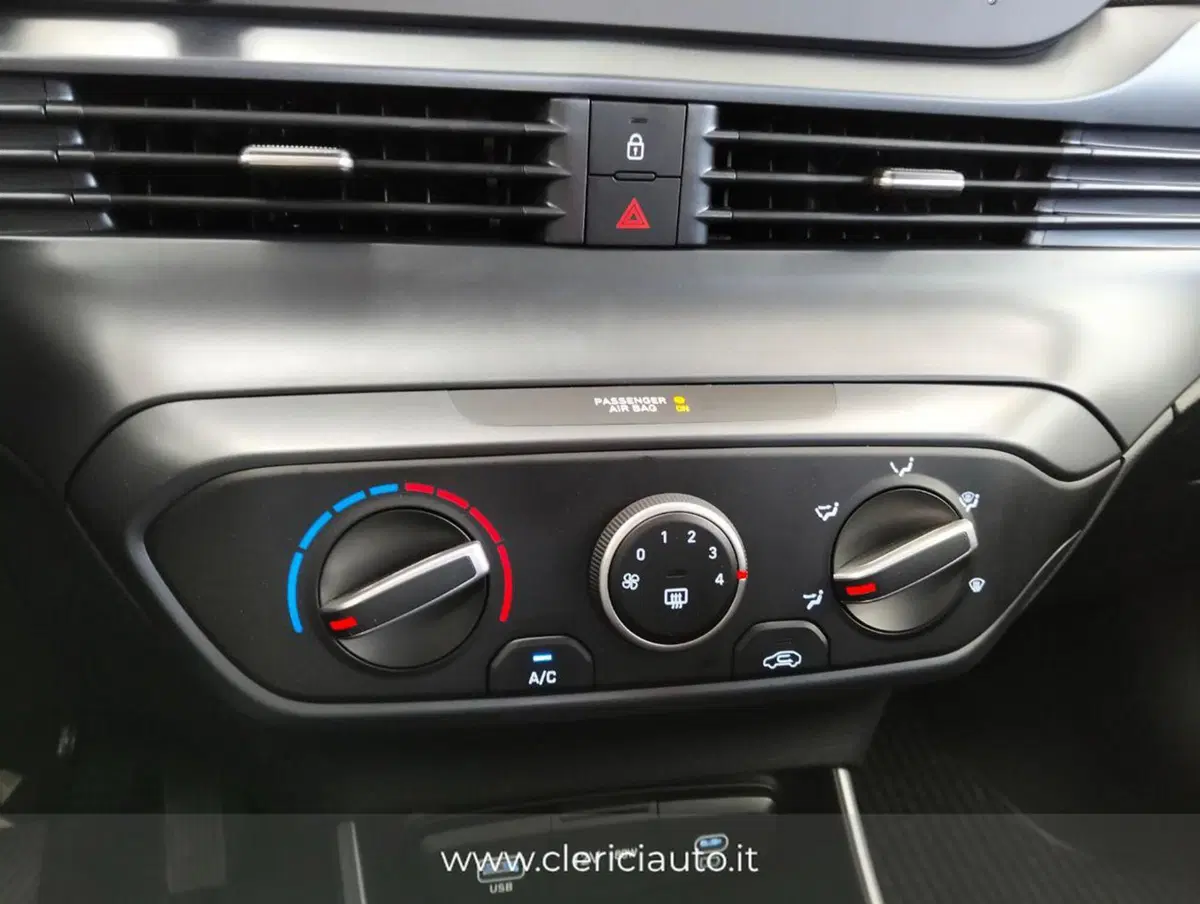 Hyundai i20 nuova a Como (15)