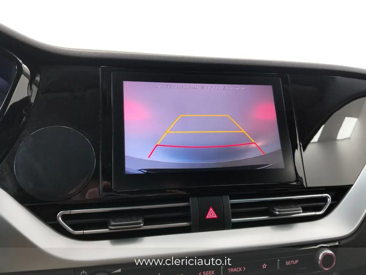 Kia Niro usata a Como (14)