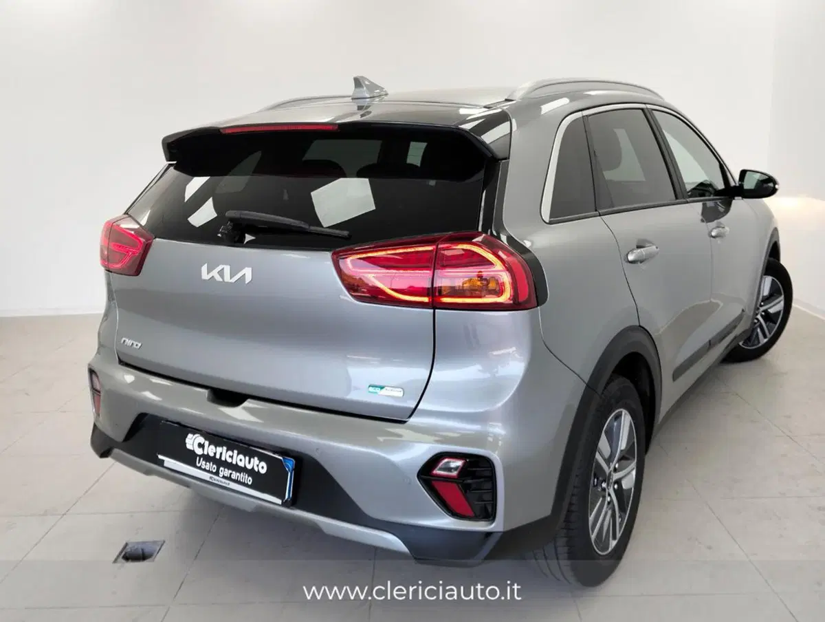 Kia Niro usata a Como (2)