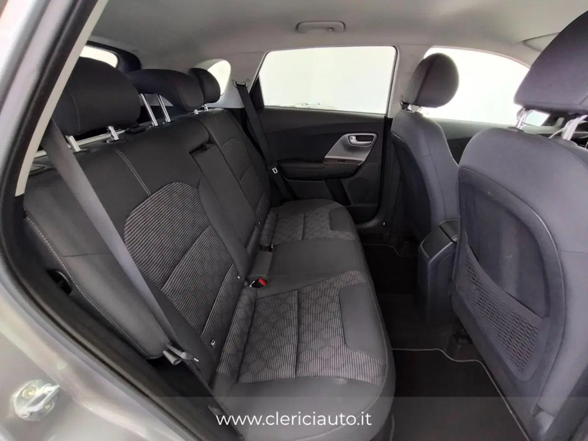 Kia Niro usata a Como (5)