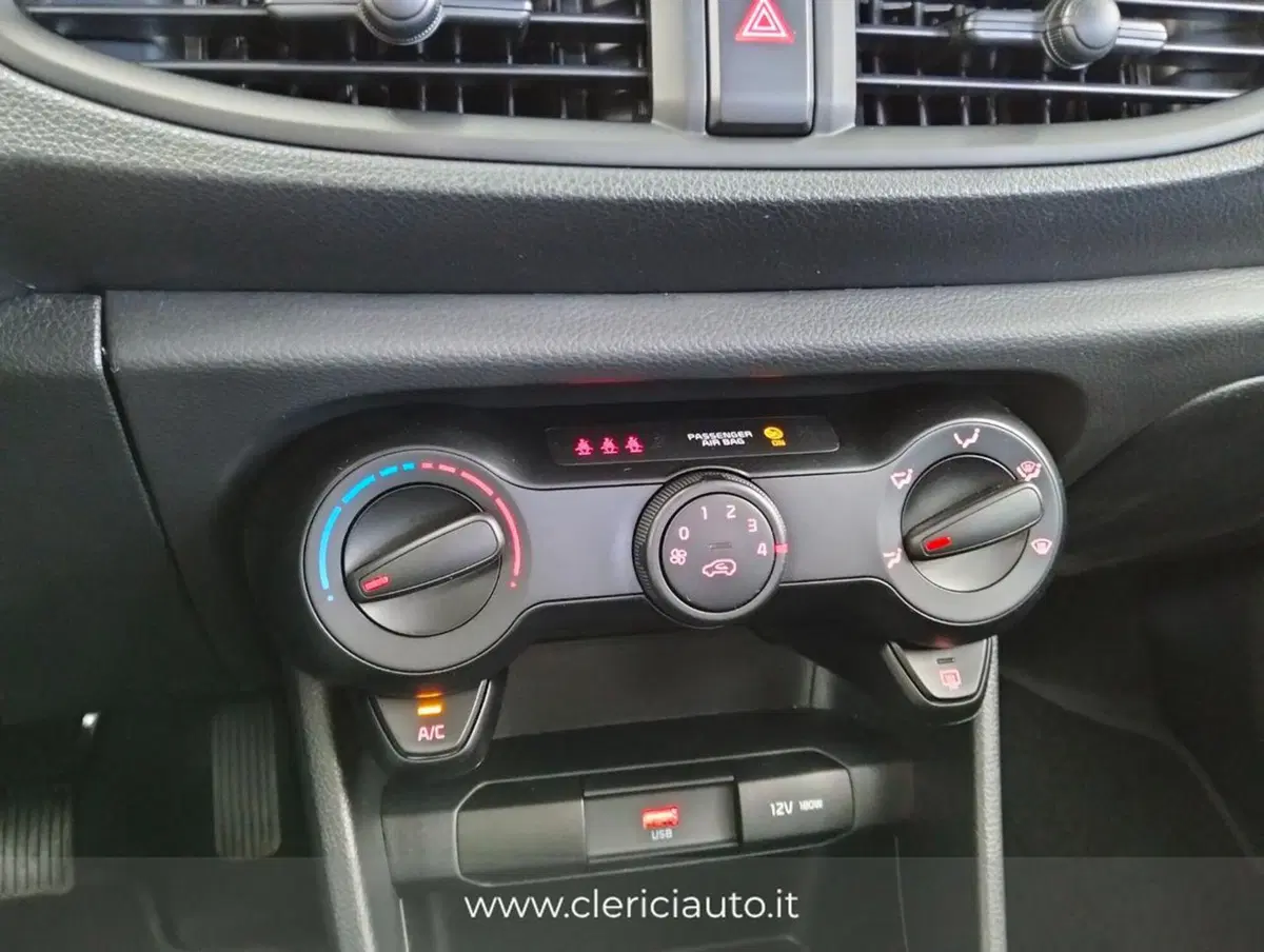 Kia Picanto usata a Como (15)