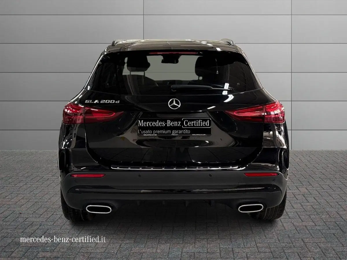 Mercedes-Benz GLA SUV usata a Lecce (4)