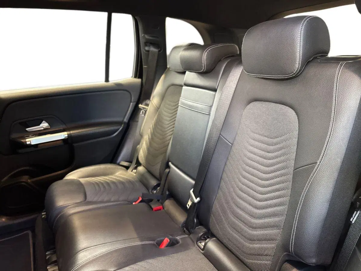 Mercedes-Benz GLB usata a Pescara (13)