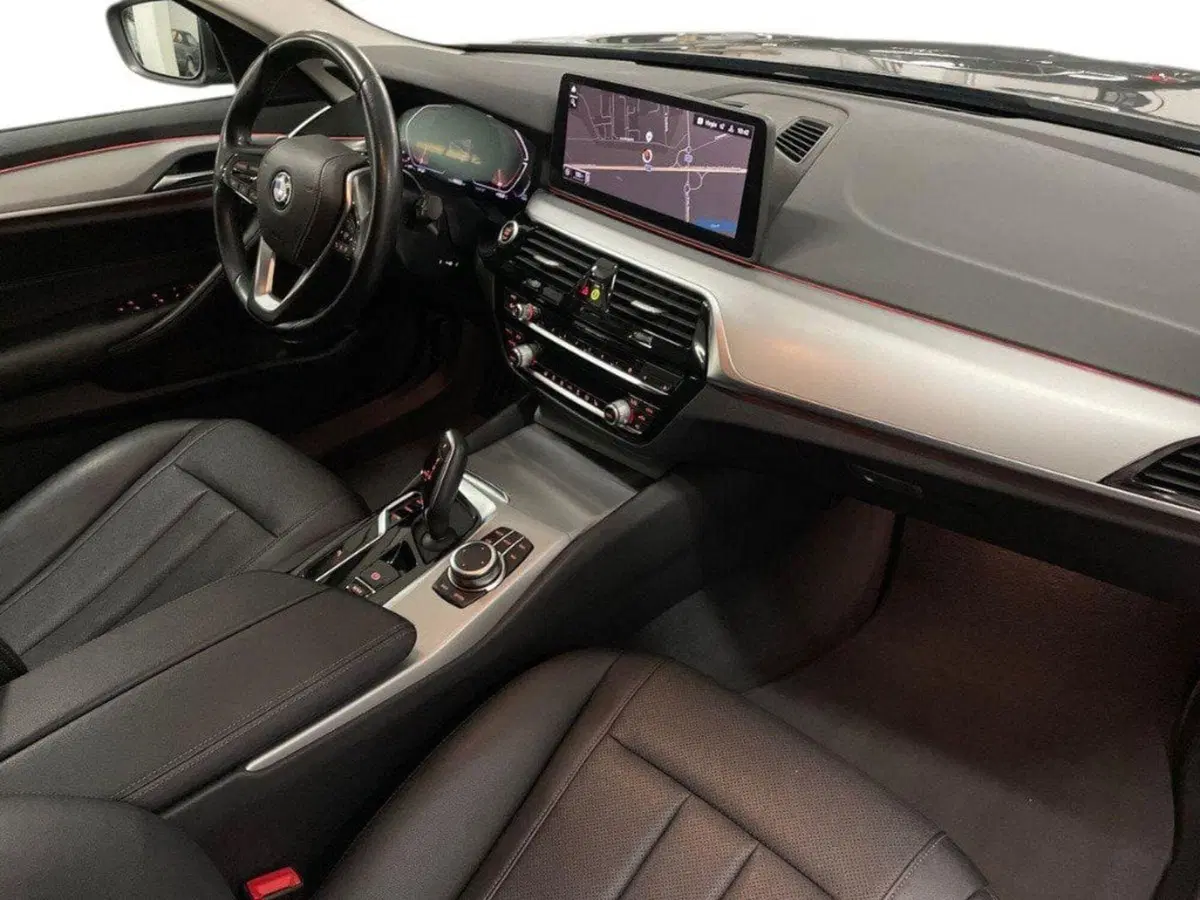 BMW Serie 5 Touring usata a Ancona (12)