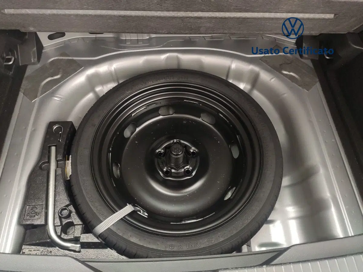 Volkswagen T-Roc usata a Avellino (11)