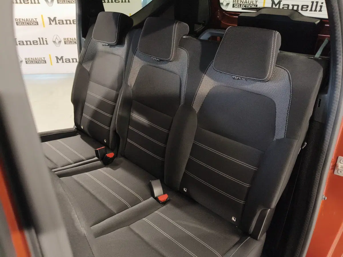Dacia Jogger usata a Brescia (13)