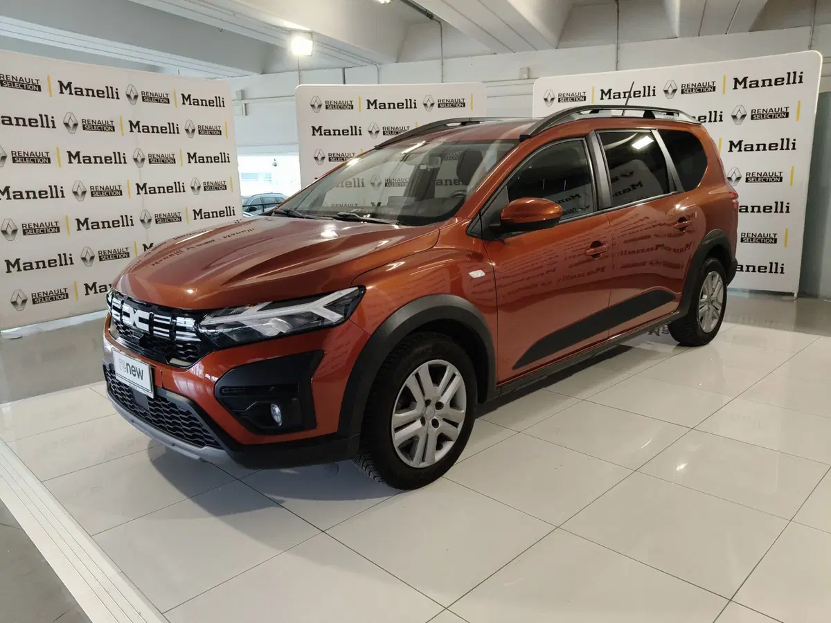 Dacia Jogger usata a Brescia (4)