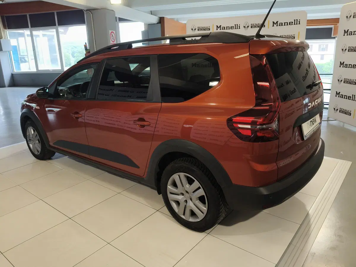 Dacia Jogger usata a Brescia (6)