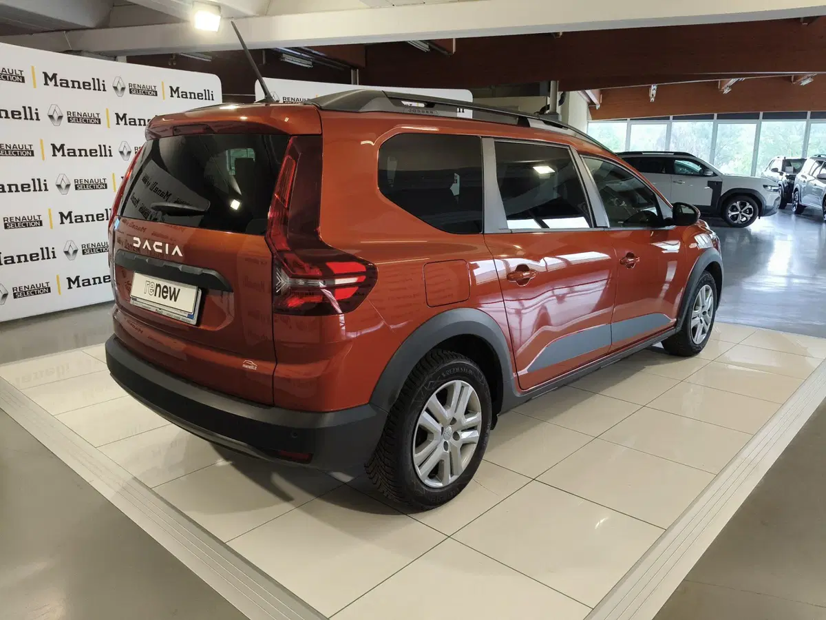 Dacia Jogger usata a Brescia (7)