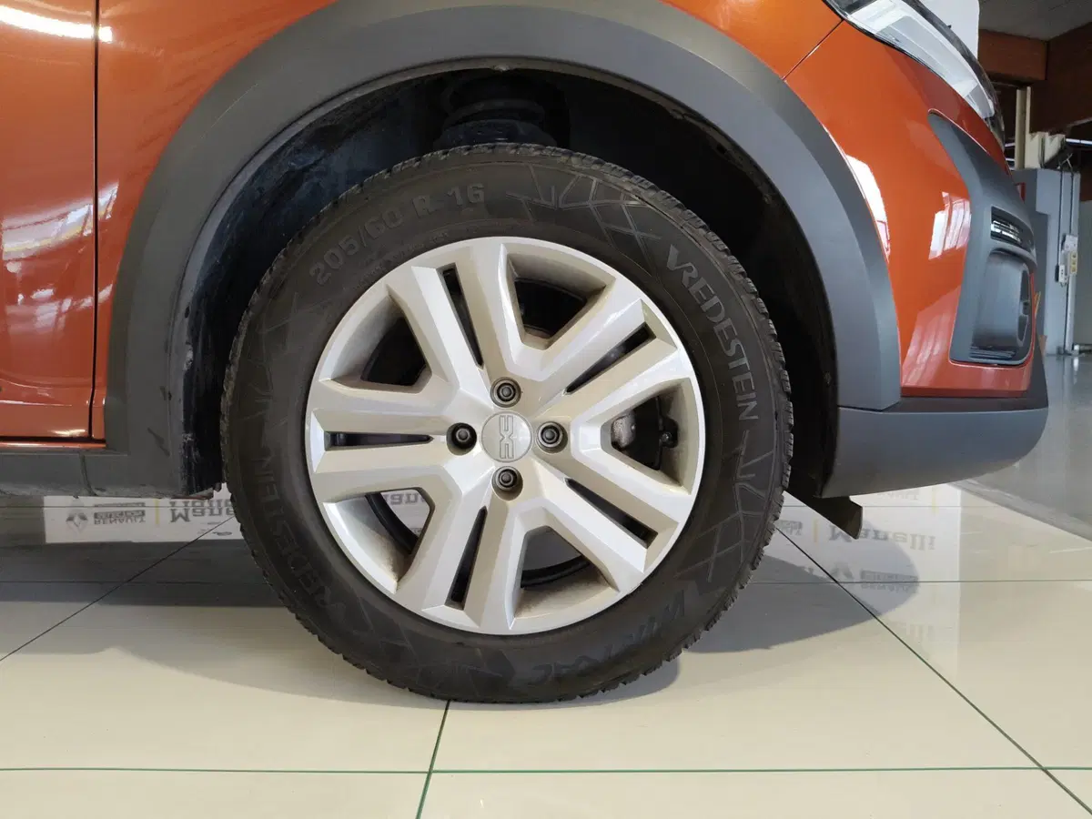 Dacia Jogger usata a Brescia (9)