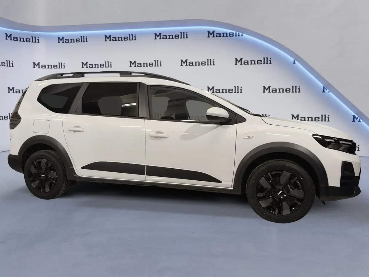 Dacia Jogger nuova a Brescia (2)