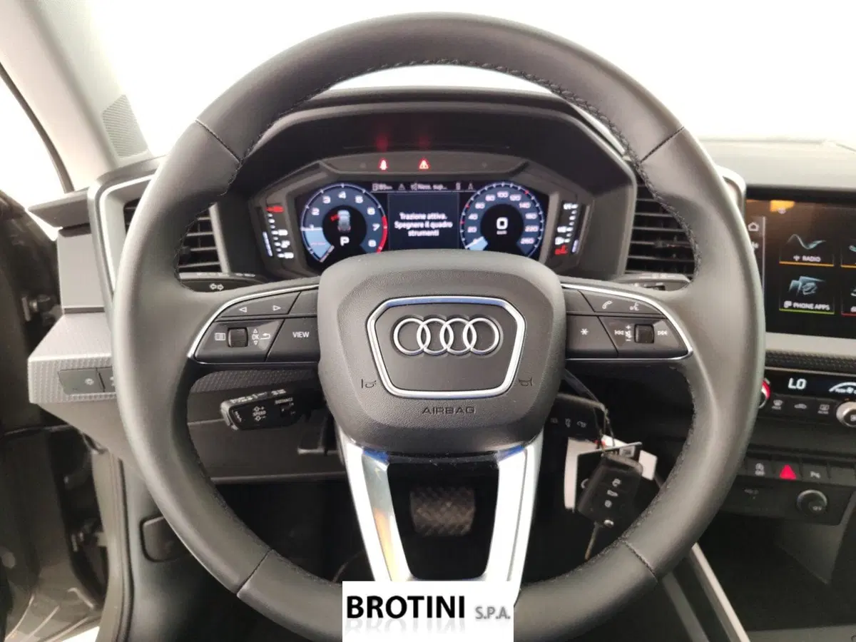 Audi A1 allstreet usata a La Spezia (14)