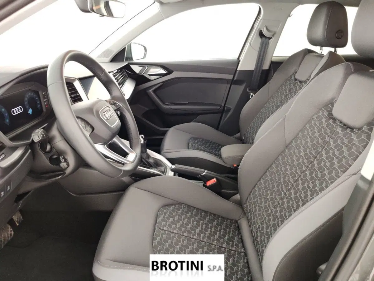 Audi A1 allstreet usata a La Spezia (7)