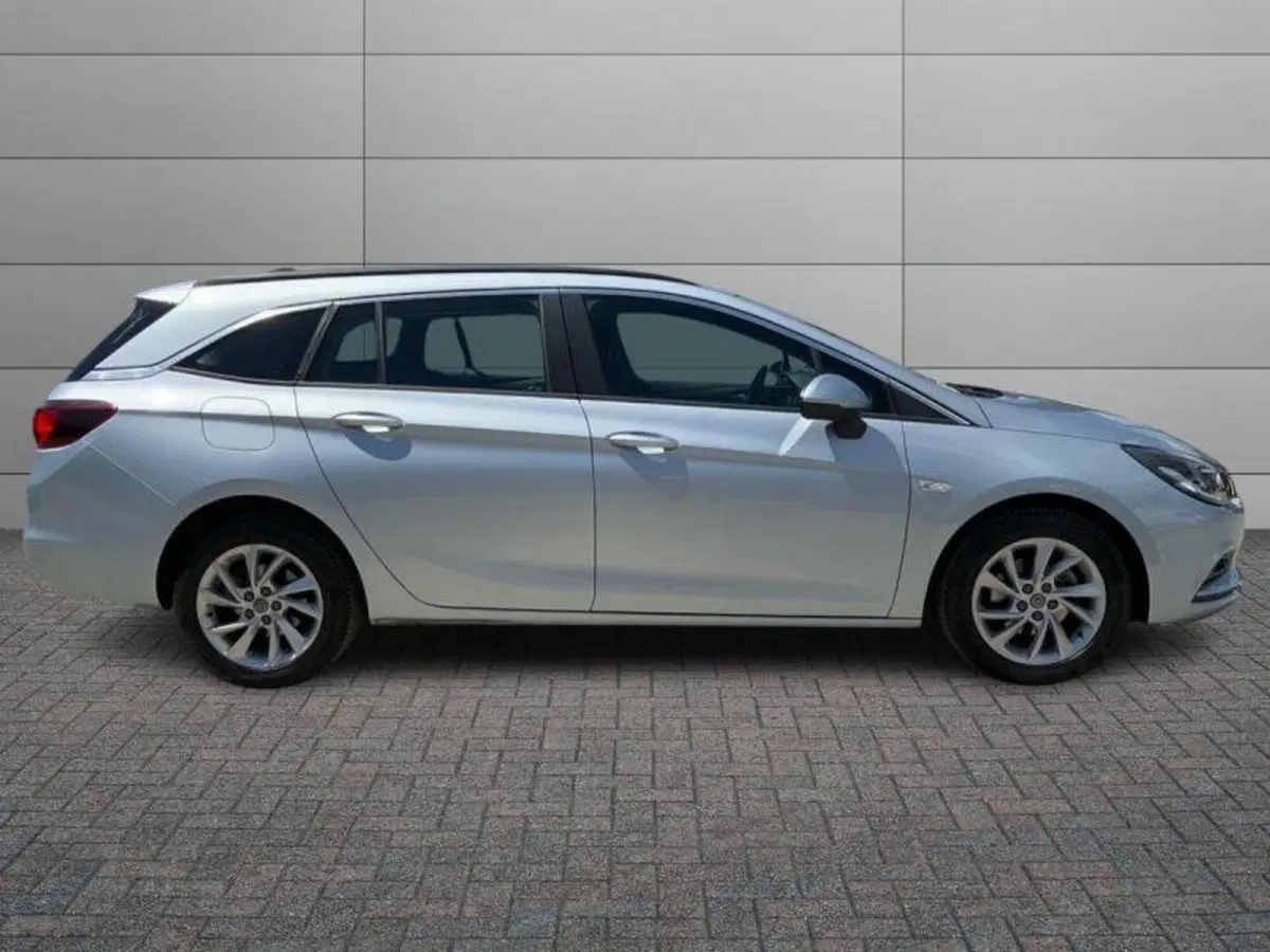 Opel Astra Station Wagon usata a Perugia (4)