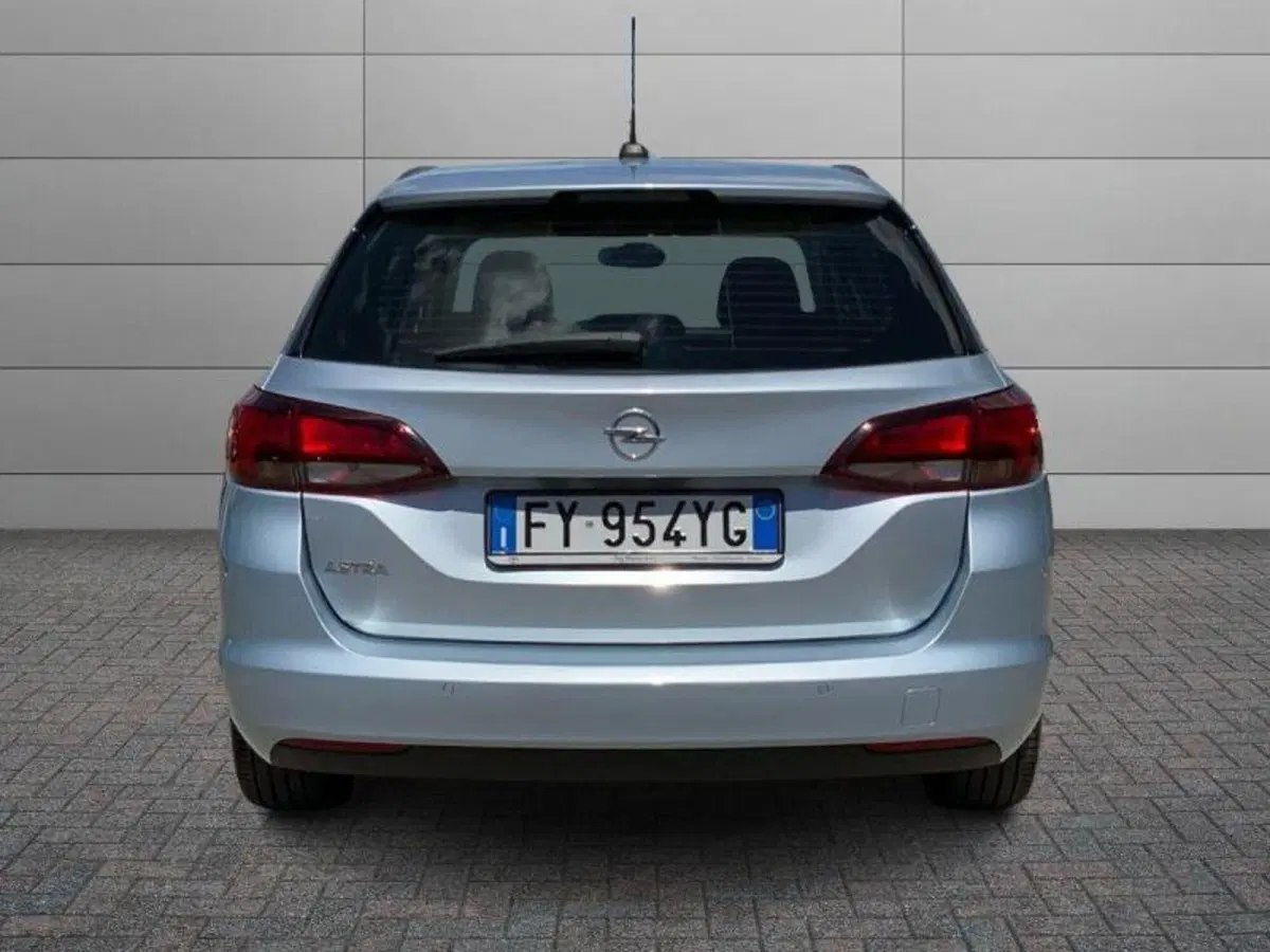 Opel Astra Station Wagon usata a Perugia (6)