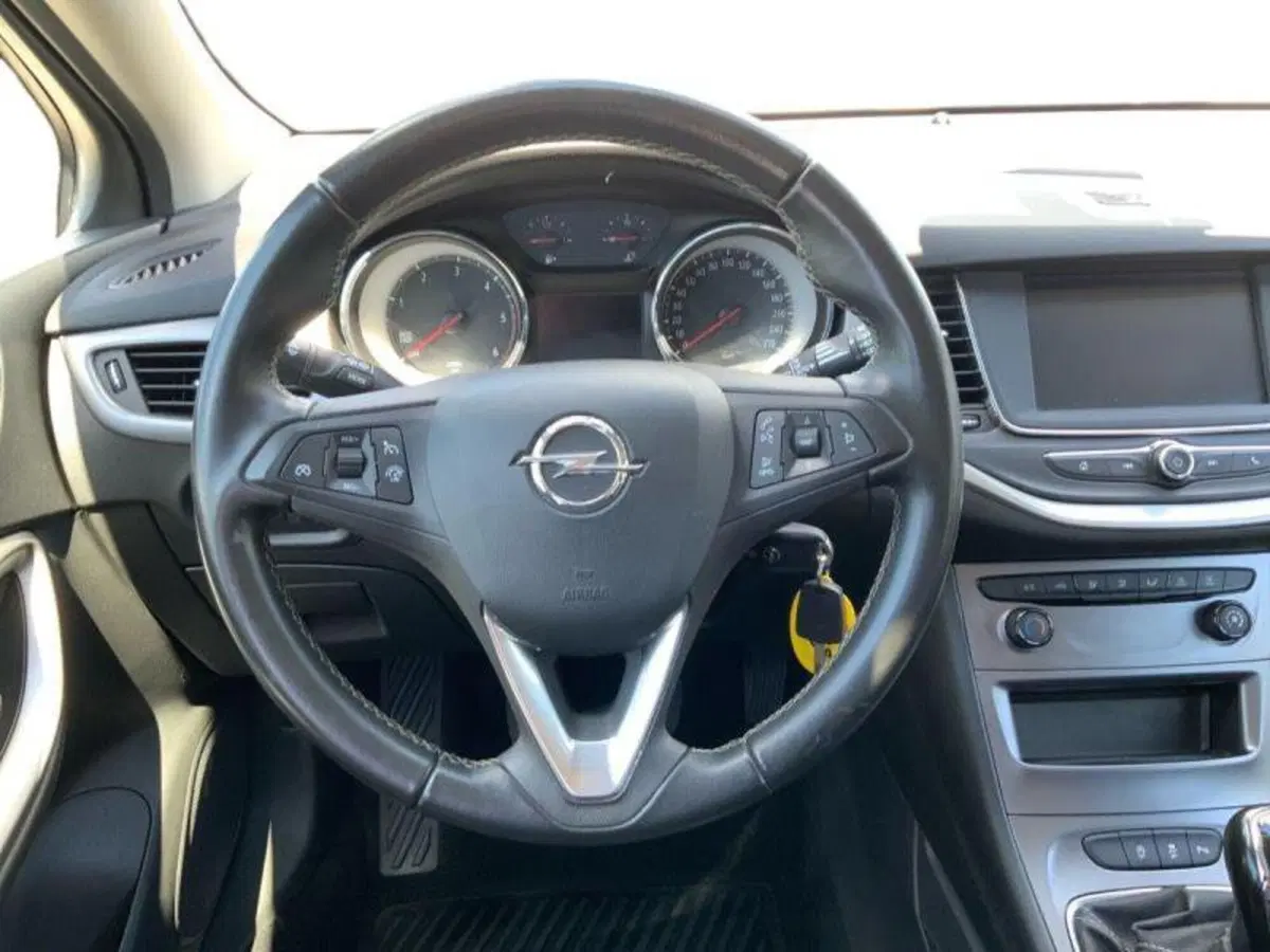 Opel Astra Station Wagon usata a Perugia (9)