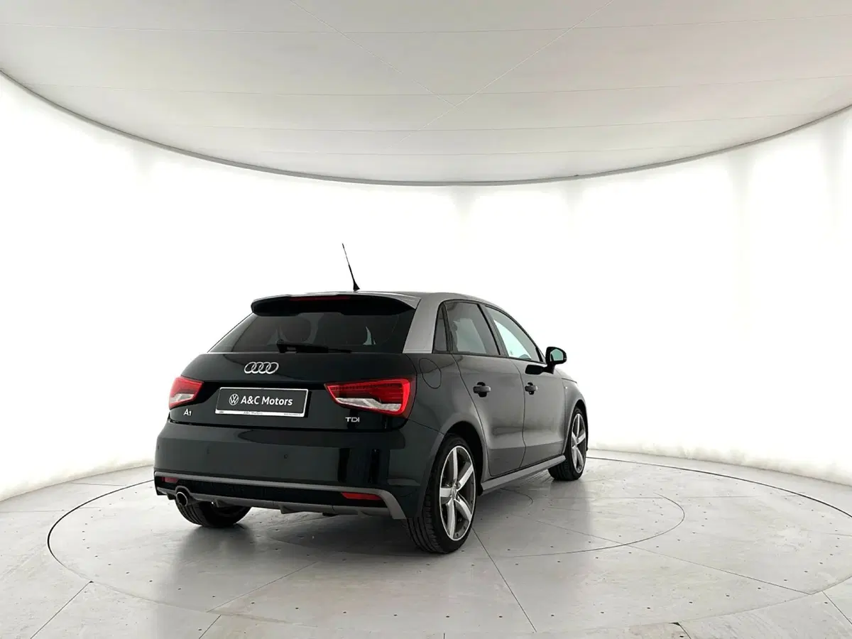 Audi A1 Sportback usata a Napoli (4)