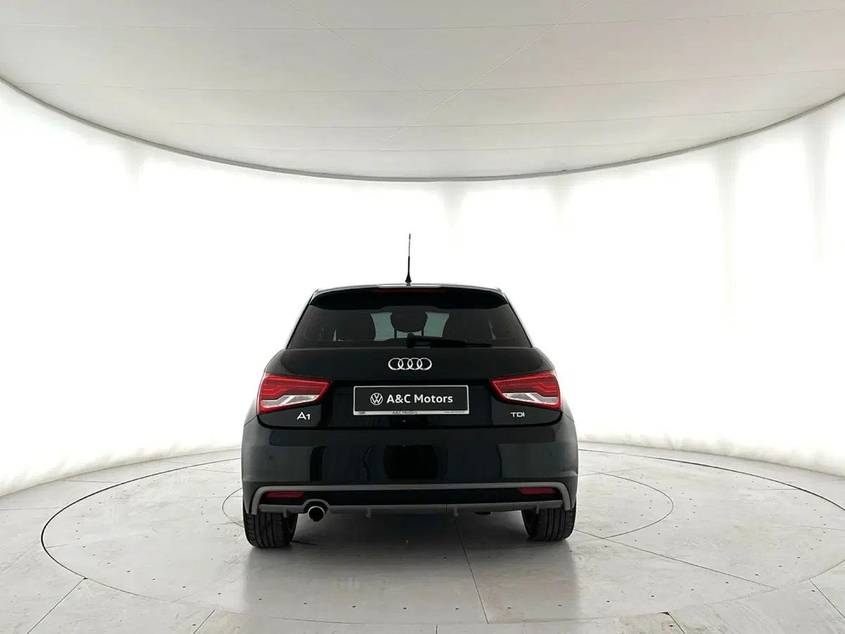 Audi A1 Sportback usata a Napoli (6)