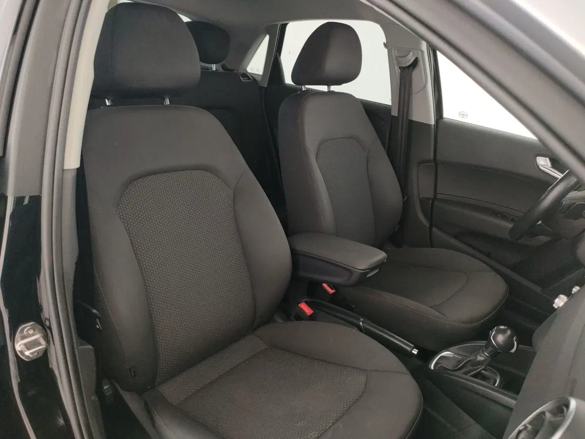 Audi A1 Sportback usata a Napoli (9)