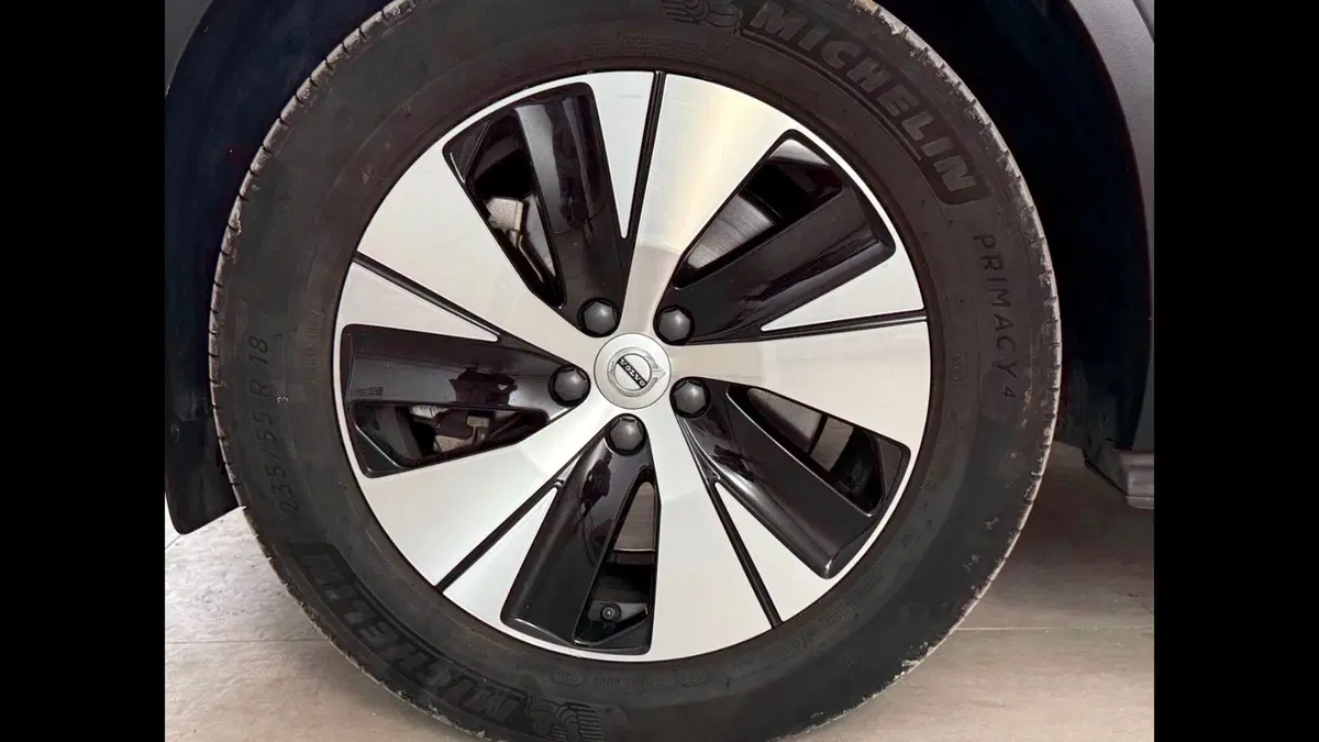 Volvo XC40 usata a Palermo (11)