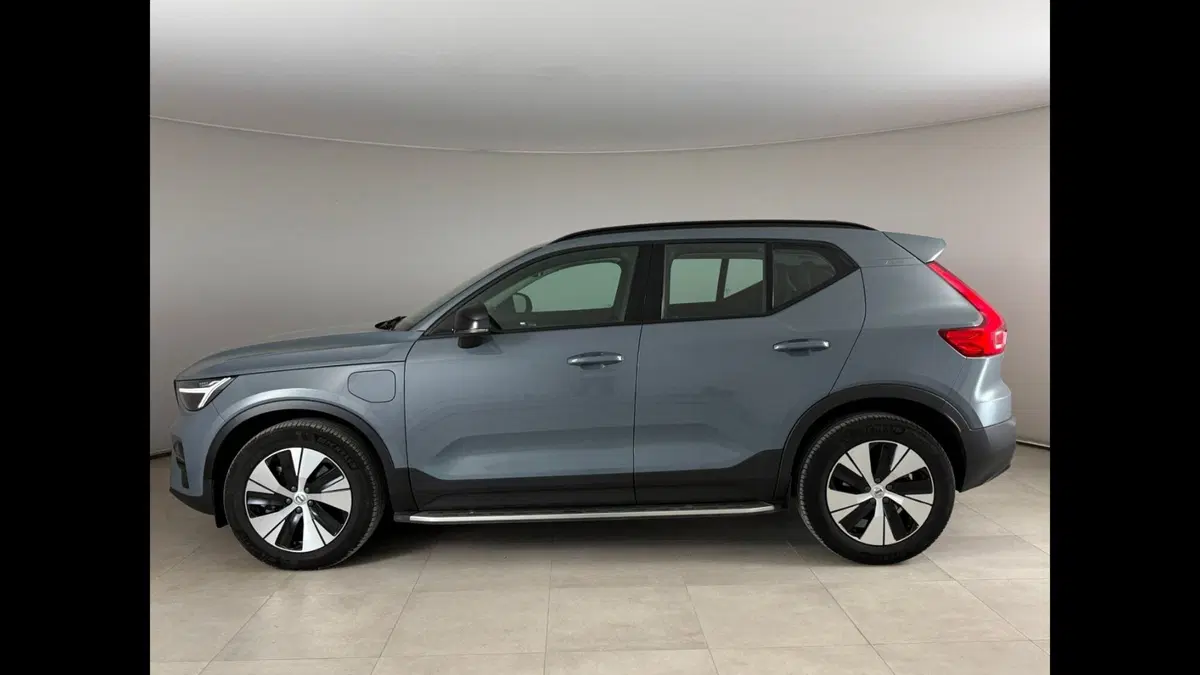 Volvo XC40 usata a Palermo (2)